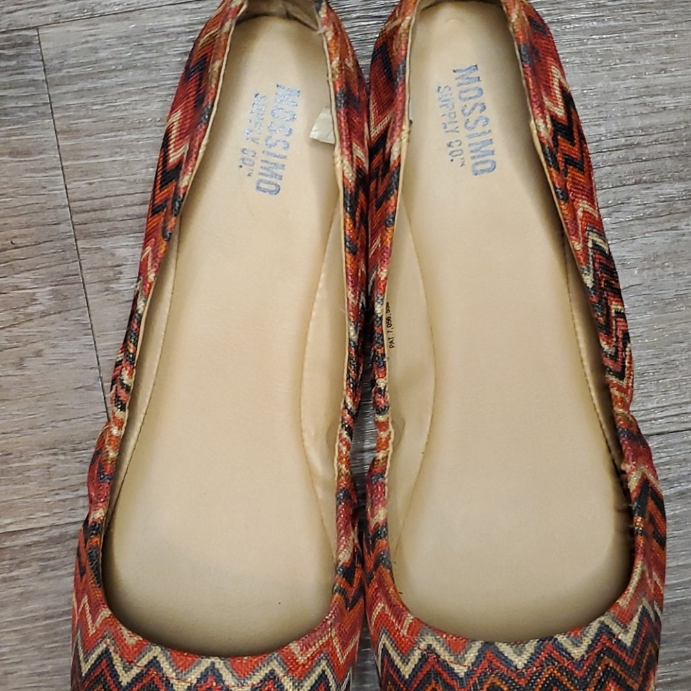 Mossimo Multi-Color Strip Flats - Picture 8 of 10